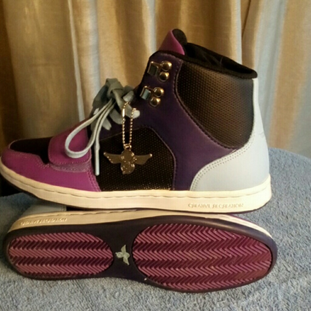 Creative Reaction womens Cesario